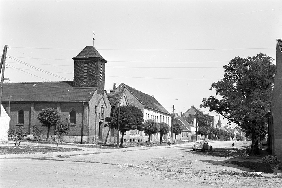 Schwaneberg, Ortsansicht 2 mit Katholischer Kirche (Heimatverein "Alter Krug" Zossen e. V. CC BY-NC-SA)
