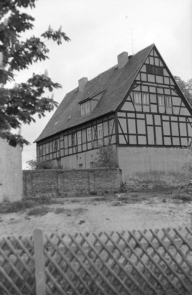 Schweinitz, Ortsansicht 9, Blick von Schwarzer Elster (Heimatverein "Alter Krug" Zossen e. V. CC BY-NC-SA)