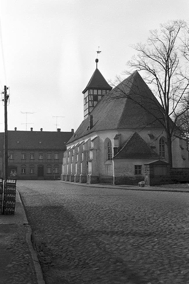 Sonnewalde, Ortsansicht 5 mit Stadtpfarrkirche (Heimatverein "Alter Krug" Zossen e. V. CC BY-NC-SA)