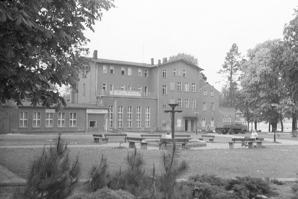 Strausberg, HO Gaststätte Volkshaus, Ansicht 3 (Heimatverein "Alter Krug" Zossen e. V. CC BY-NC-SA)