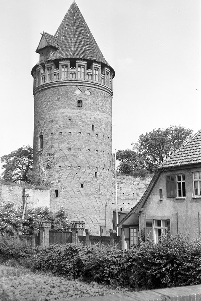 Tangermünde, Gefängnisturm der Burg Tangermünde, Ansicht 3 (Heimatverein "Alter Krug" Zossen e. V. CC BY-NC-SA)