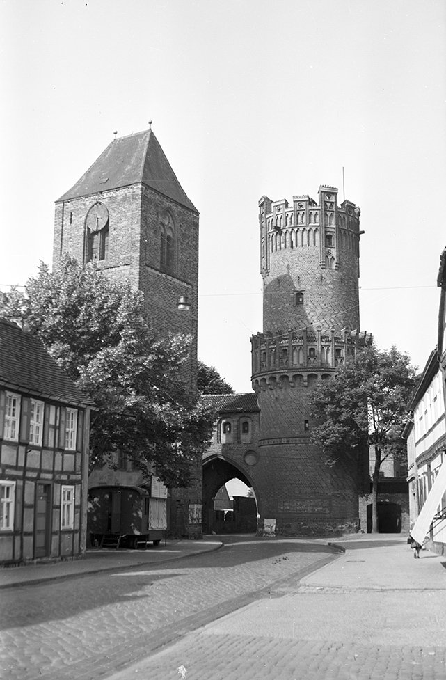 Tangermünde, Neustädter Tor, Ansicht 3 (Heimatverein "Alter Krug" Zossen e. V. CC BY-NC-SA)