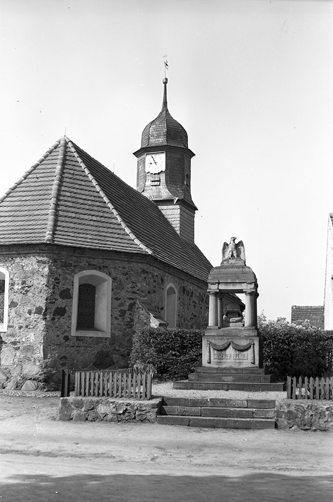 Tröbitz, Evangelische Kirche, Ansicht 4 (Heimatverein "Alter Krug" Zossen e. V. CC BY-NC-SA)