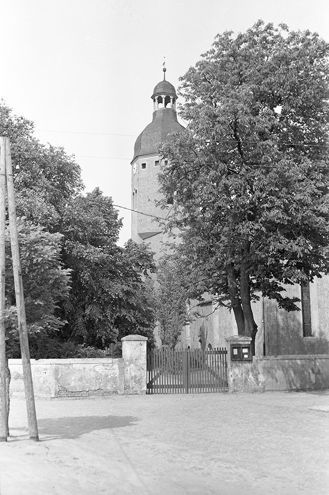 Uebigau, St.-Nikolai-Kirche, Ansicht 2 (Heimatverein "Alter Krug" Zossen e. V. CC BY-NC-SA)