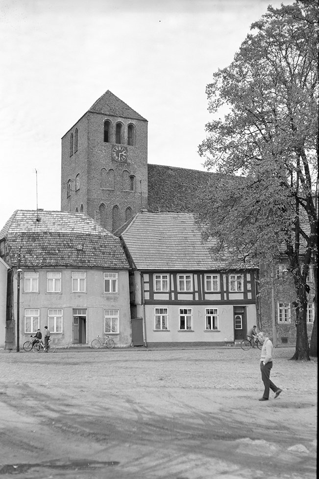 Waren (Müritz) Ortsansicht 3 mit Georgenkirche (Heimatverein "Alter Krug" Zossen e. V. CC BY-NC-SA)
