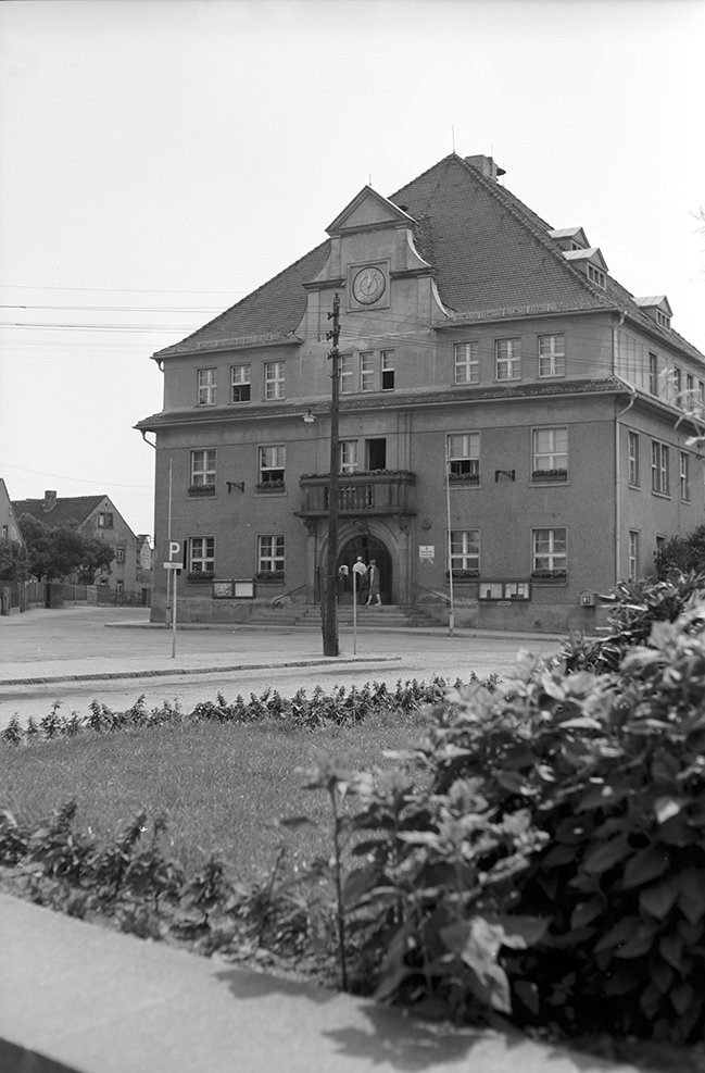 Weinböhla, Rathaus, Ansicht 1 (Heimatmuseum "Alter Krug" Zossen CC BY-NC-SA)