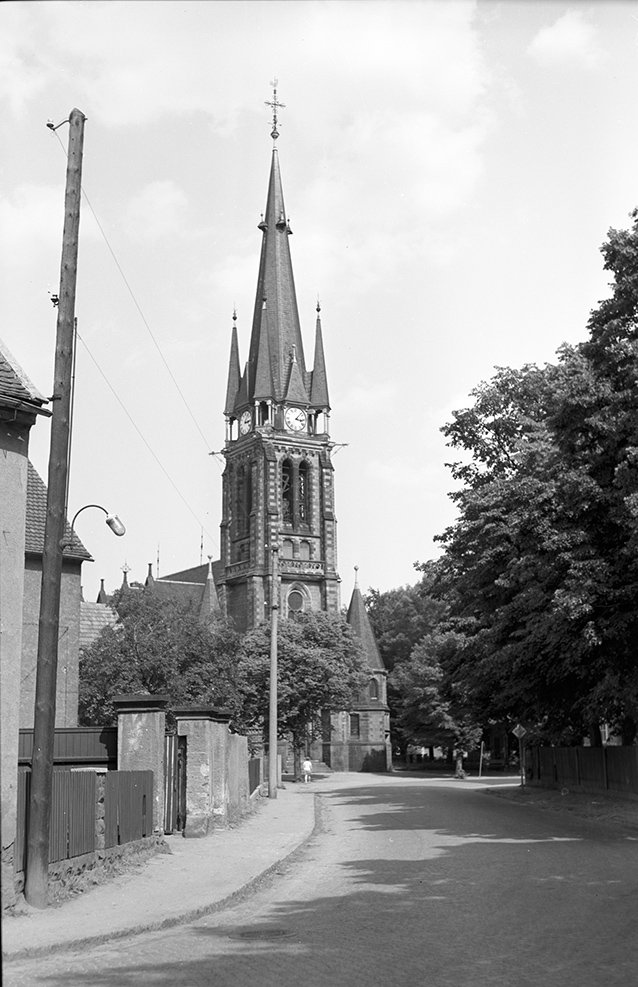 Weinböhla, St.-Martins-Kirche, Ansicht 2 (Heimatverein "Alter Krug" Zossen e. V. CC BY-NC-SA)