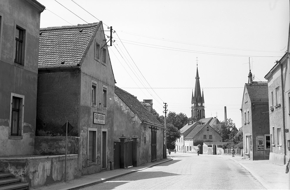 Weinböhla, Ortsansicht 1 mit St.-Martins-Kirche (Heimatverein "Alter Krug" Zossen e. V. CC BY-NC-SA)