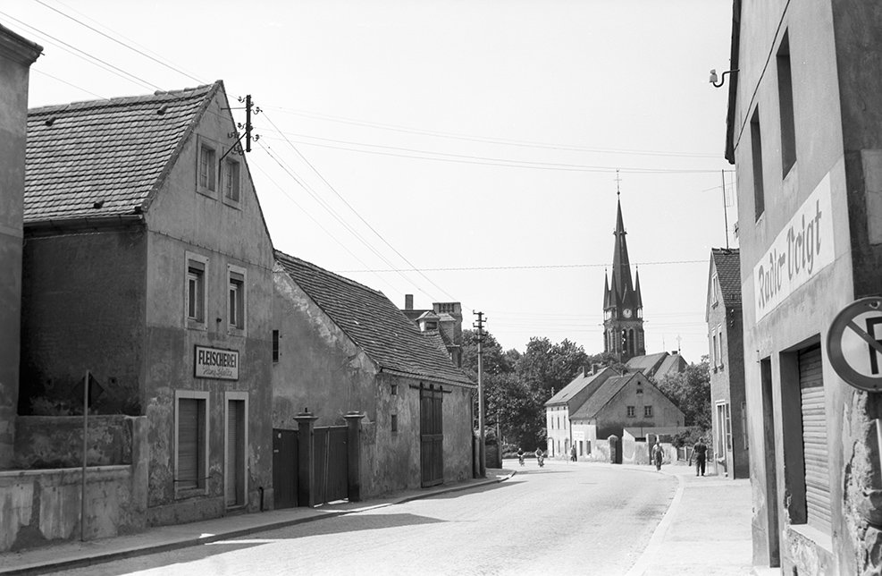 Weinböhla, Ortsansicht 5 mit St.-Martins-Kirche (Heimatverein "Alter Krug" Zossen e. V. CC BY-NC-SA)