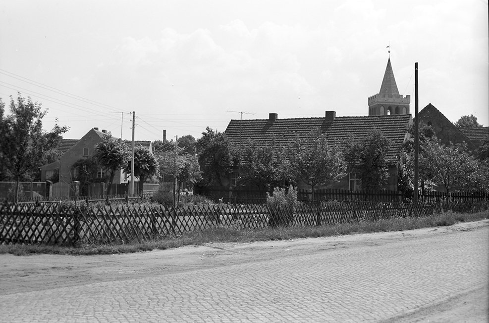 Werben (Spreewald), Ortsansicht 3 mit Dorfkirche Werben (Heimatverein "Alter Krug" Zossen e. V. CC BY-NC-SA)