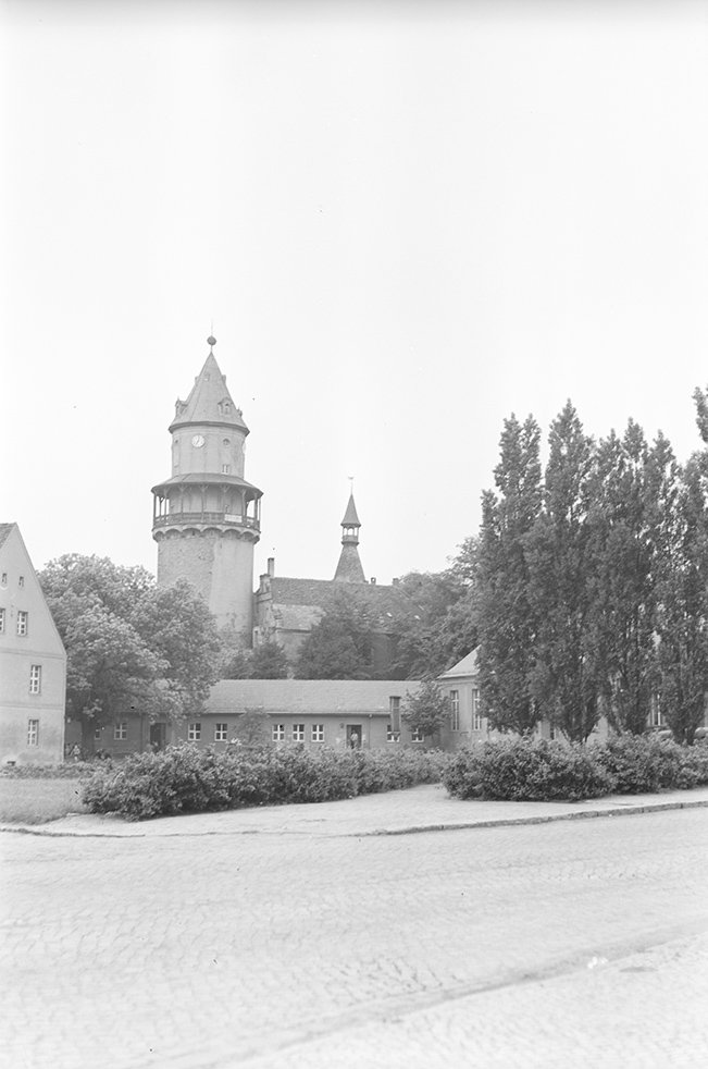 Wiesenburg/Mark, Ortsansicht 3 mit Schloss Wiesenburg und Bergfried (Heimatverein "Alter Krug" Zossen e. V. CC BY-NC-SA)
