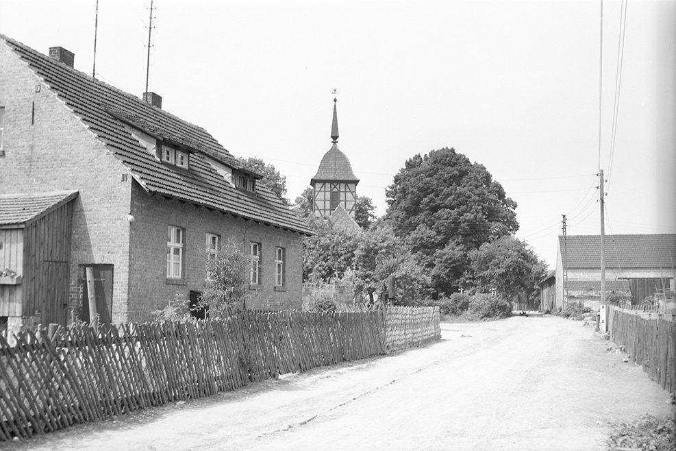 Wildenau, Ortsansicht 2 mit Dorfkirche (Heimatverein "Alter Krug" Zossen e. V. CC BY-NC-SA)
