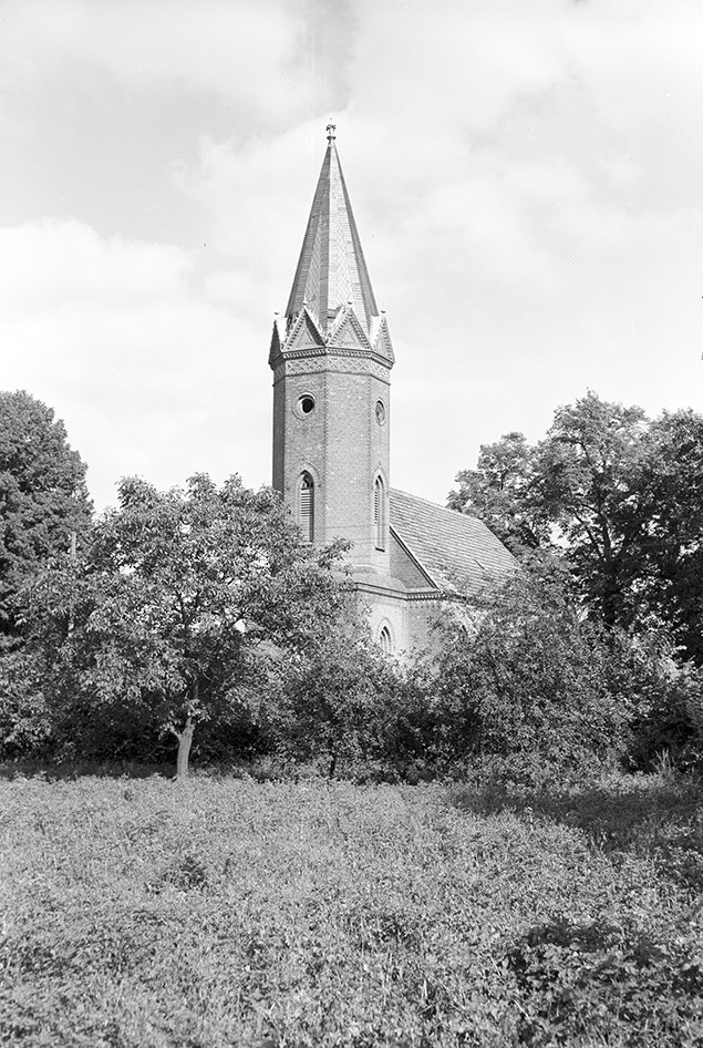 Milmersdorf, Dorfkirche, Ansicht 4 (Heimatverein "Alter Krug" Zossen e. V. CC BY-NC-SA)