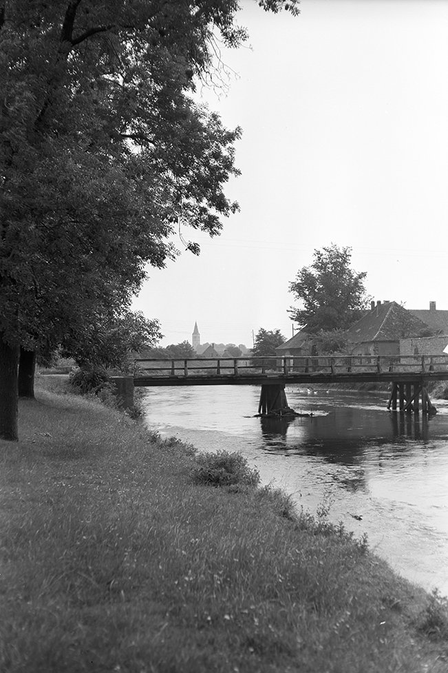 Wolmirsleben, Ortsansicht 5 mit Brücke über Bode (Heimatverein "Alter Krug" Zossen e. V. CC BY-NC-SA)