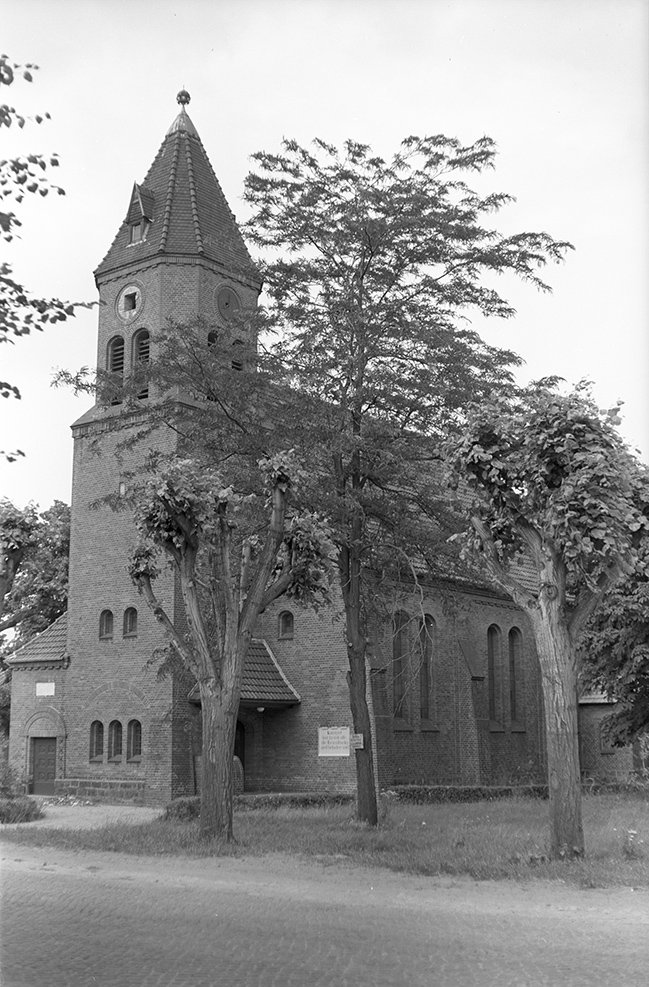 Woltersdorf (Nuthe-Urstromtal), Dorfkirche, Ansicht 1 (Heimatmuseum "Alter Krug" Zossen CC BY-NC-SA)