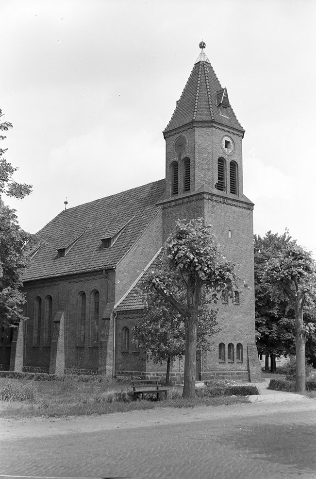 Woltersdorf (Nuthe-Urstromtal), Dorfkirche, Ansicht 2 (Heimatverein "Alter Krug" Zossen e. V. CC BY-NC-SA)