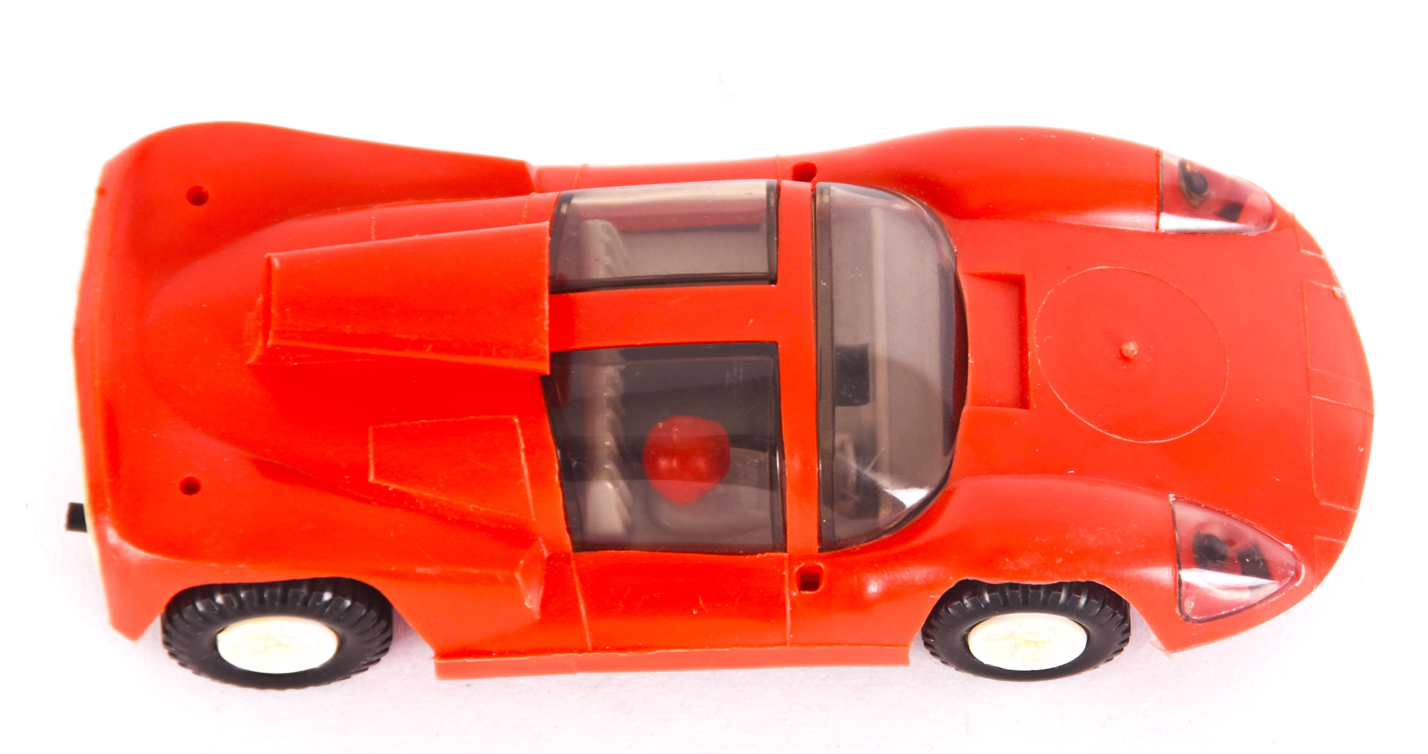 Spielzeugauto "roter Rennwagen" (Stadt- und Technikmuseum Ludwigsfelde CC BY-NC-SA)