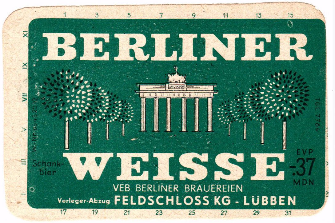 Etikett der Feldschloss KG Lübben, um 1965 (ARCHIV DEUTSCHER BIERETIKETTEN CC BY-NC-SA)
