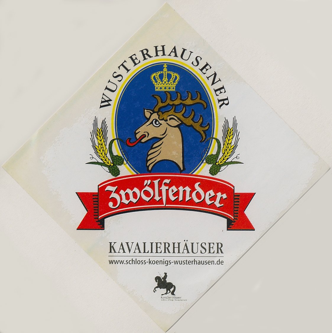 Etikett der Hofbrauerei im Schlossrestaurant Kavalierhäuser in Königs Wusterhausen, 2006 (ARCHIV DEUTSCHER BIERETIKETTEN CC BY-NC-SA)
