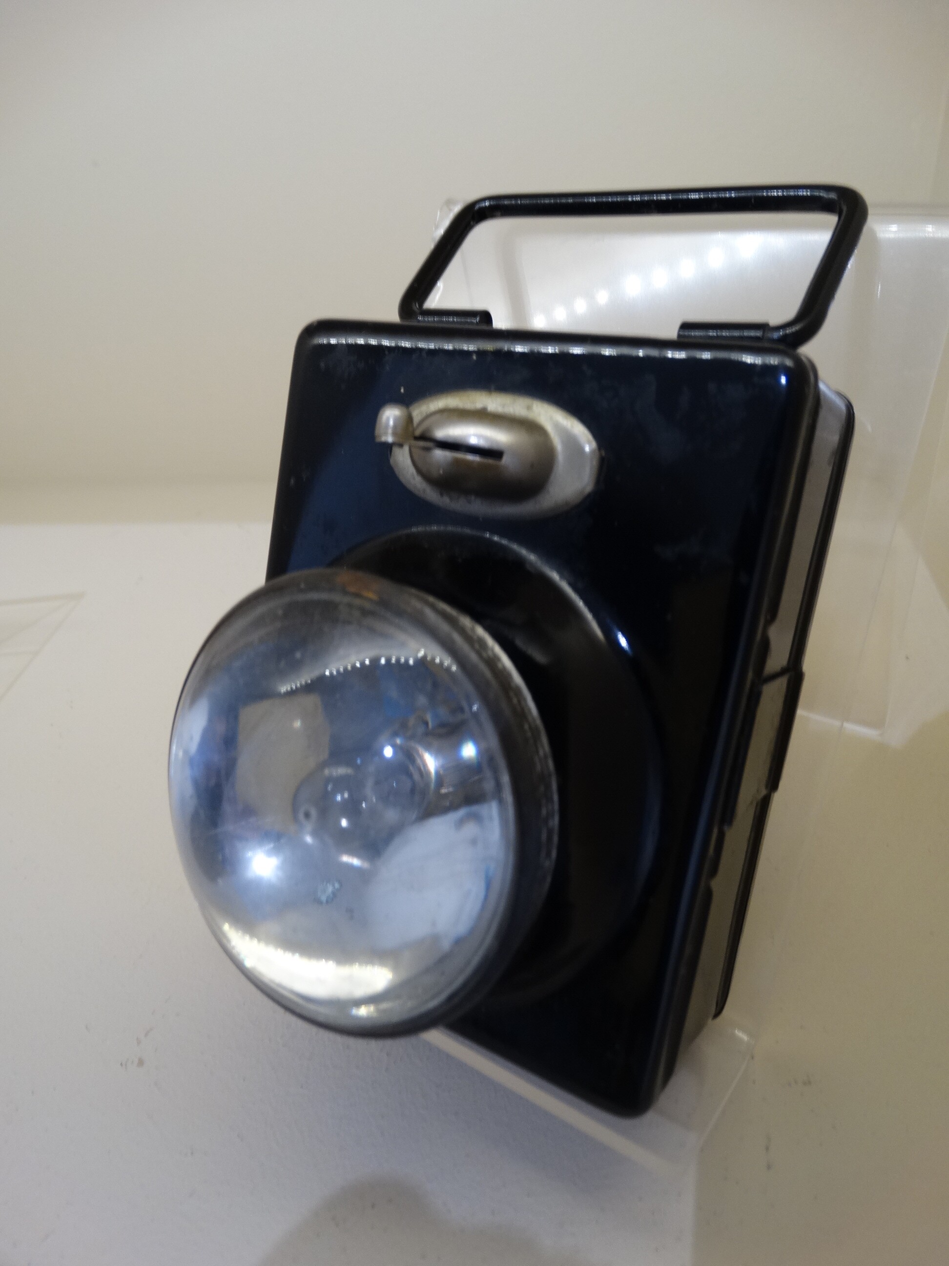 Tucholskys Taschenlampe „Daimon“ (KTL CC BY-NC-SA)