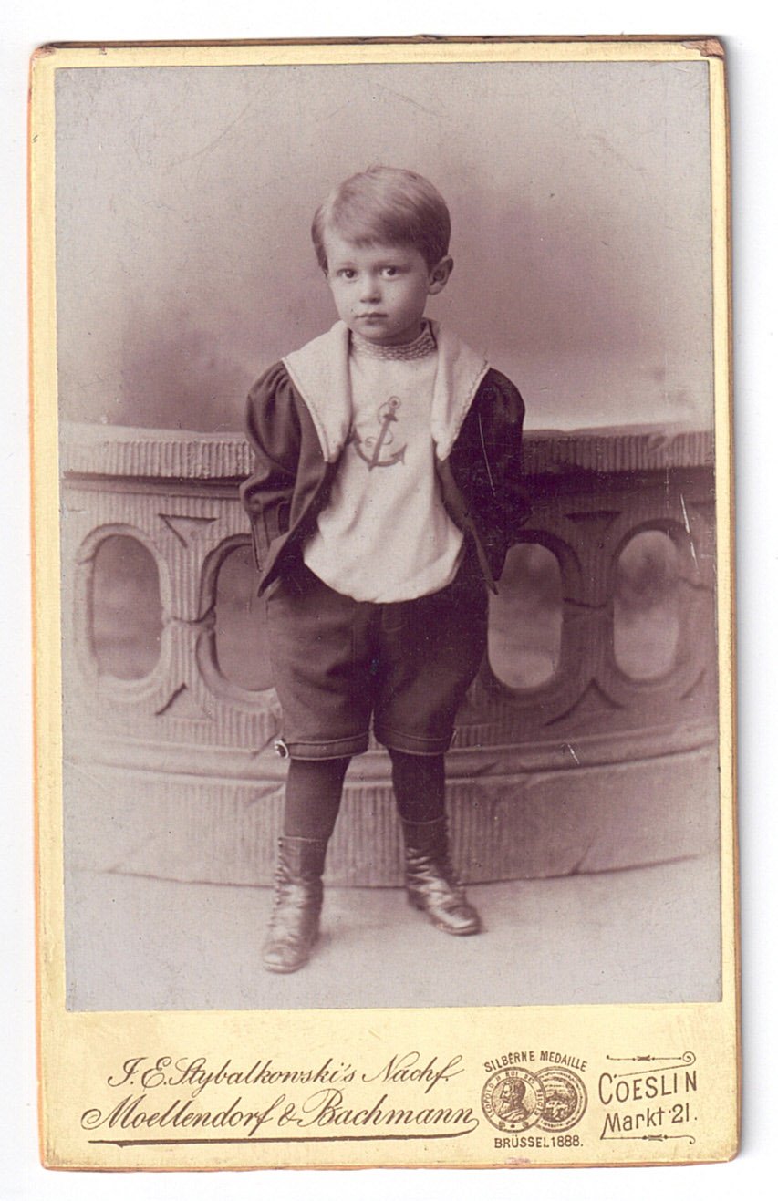 Kurt Tucholsky, 3 Jahre alt (Kurt Tucholsky Literaturmuseum CC BY-NC-SA)