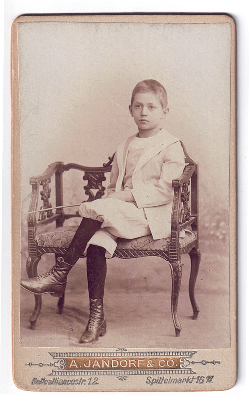 Kurt Tucholsky 1899 (Kurt Tucholsky Literaturmuseum CC BY-NC-SA)