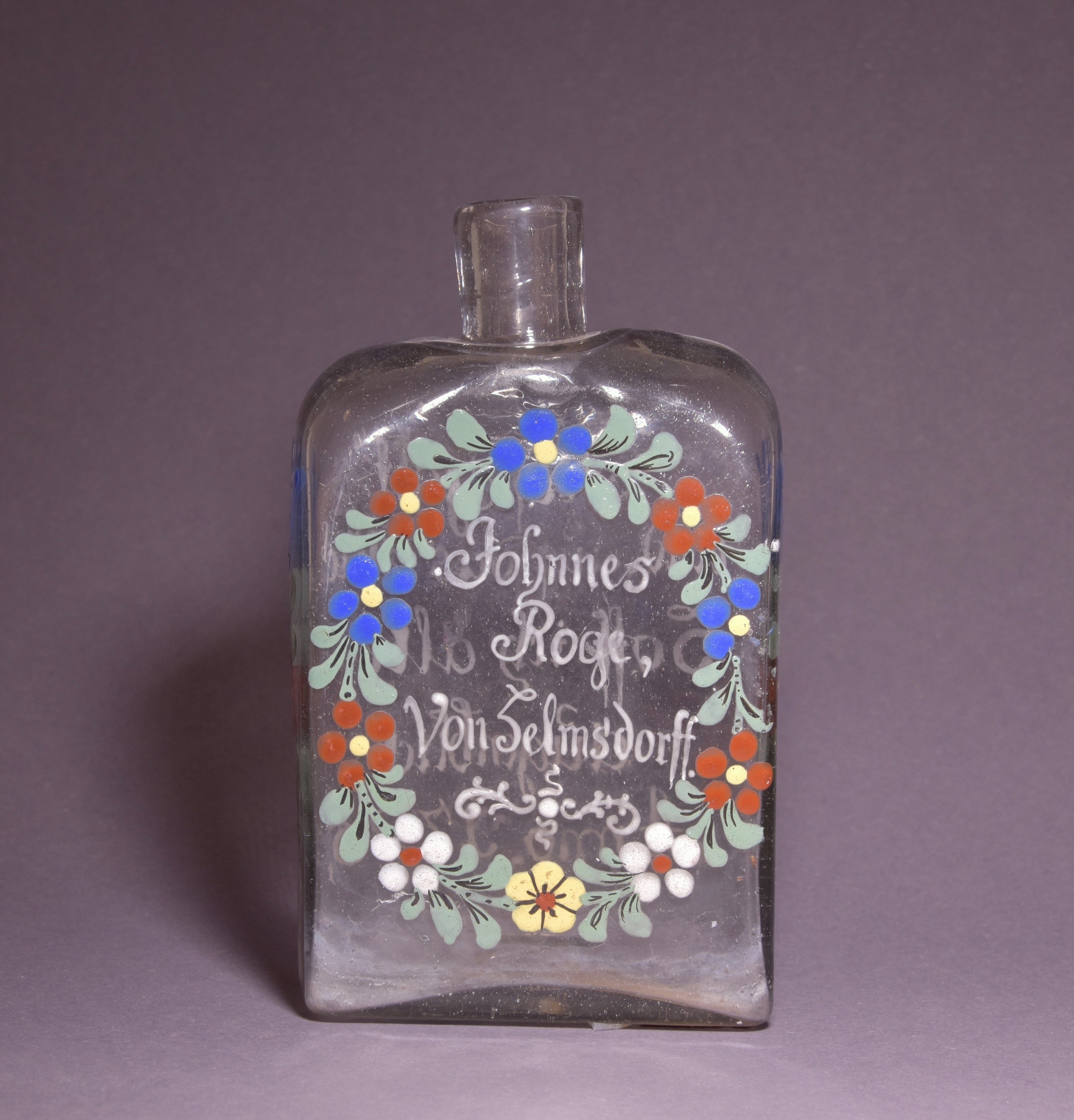 Vierkantflasche mit Emailmalerei (ReMO - Regionalmuseum Oberhavel CC BY-NC-SA)