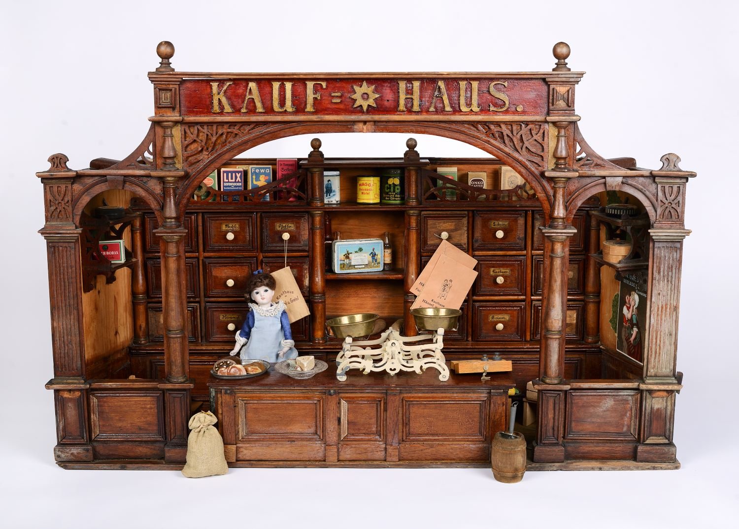 Puppenstube Kaufmannsladen um 1900 (Museumsverbund Dahme-Spreewald CC BY-NC-SA)