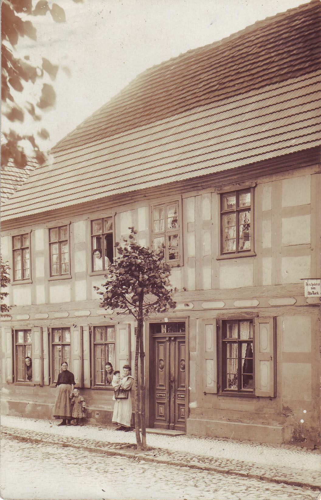 Postkarte Oderberg, Berliner Str. 21, Kalkhoff, um 1910 (Binnenschifffahrtsmuseum Oderberg CC BY-NC-SA)
