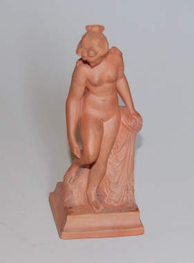 Frauenfigur (Ofen- und Keramikmuseum Velten CC BY-NC-SA)