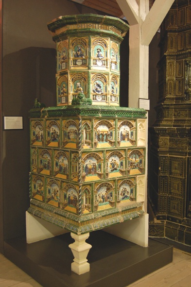 Nürnberger Ofen (Ofen- und Keramikmuseum Velten CC BY-NC-SA)