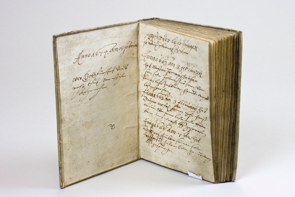 Innungsbuch der Jüterboger Schmiede-Innung (Museum im Mönchenkloster Jüterbog CC BY-NC-SA)