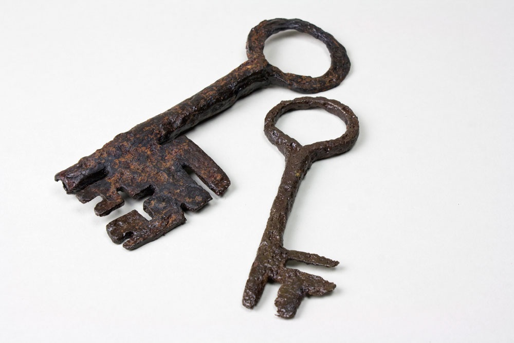 Zwei Gotische Schlüssel (Niederlausitzer Heidemuseum CC BY-NC-SA)