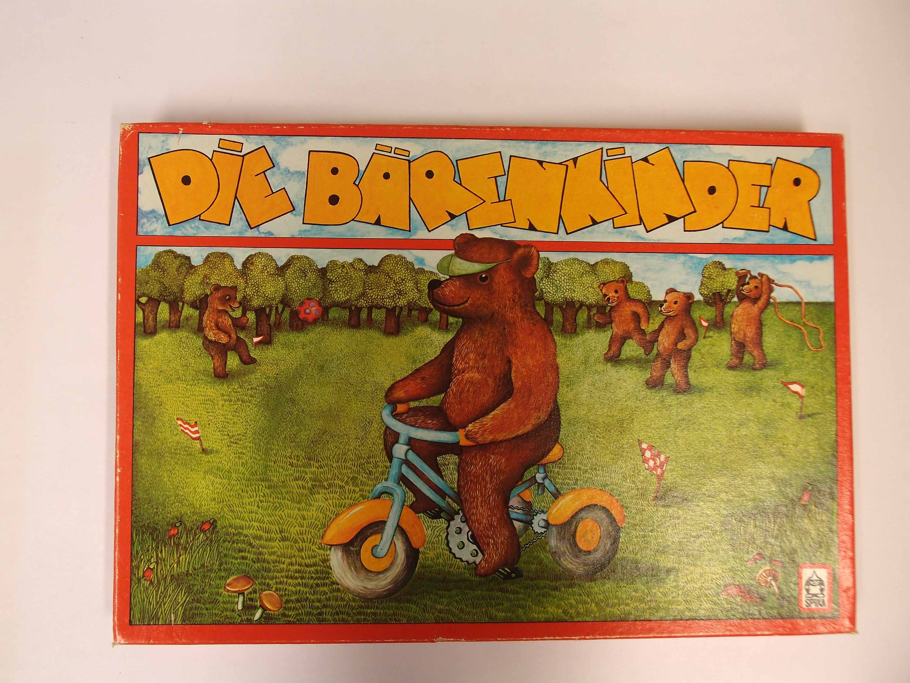Gesellschaftsspiel "Die Bärenkinder" (Museum für Stadtgeschichte Templin CC BY-NC-SA)