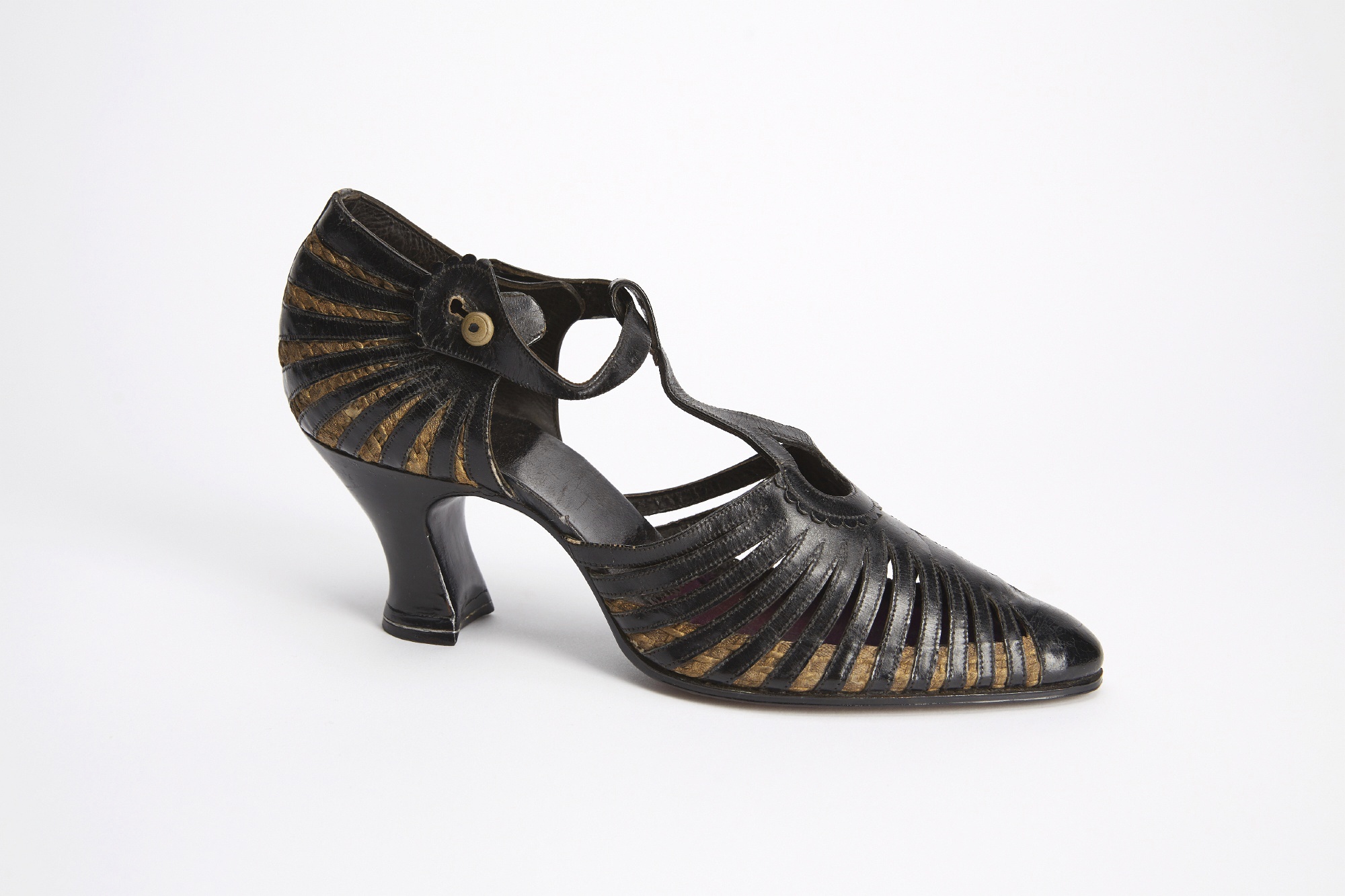 Schuh für Damen (Einzelstück) (Museum Viadrina CC BY-NC-SA)