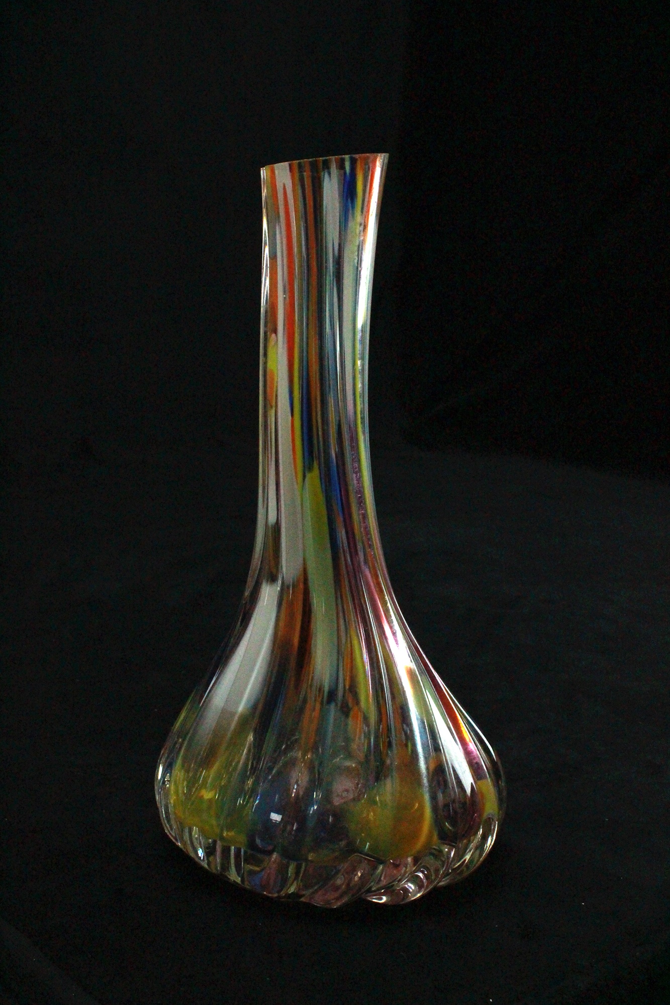 Vase, "geschundenes Glas" (Museum Baruther Glashütte CC BY-NC-SA)