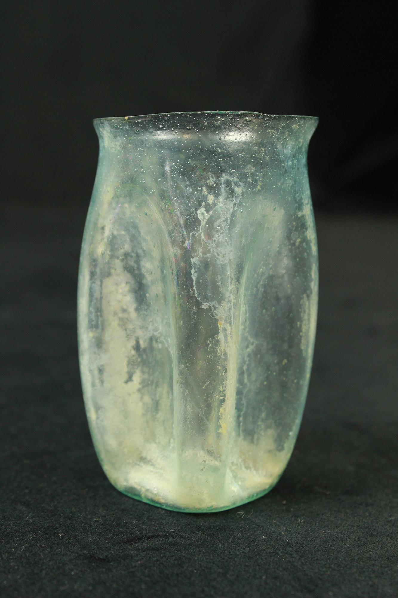 Antikes Trinkglas (Museum Baruther Glashütte CC BY-NC-SA)
