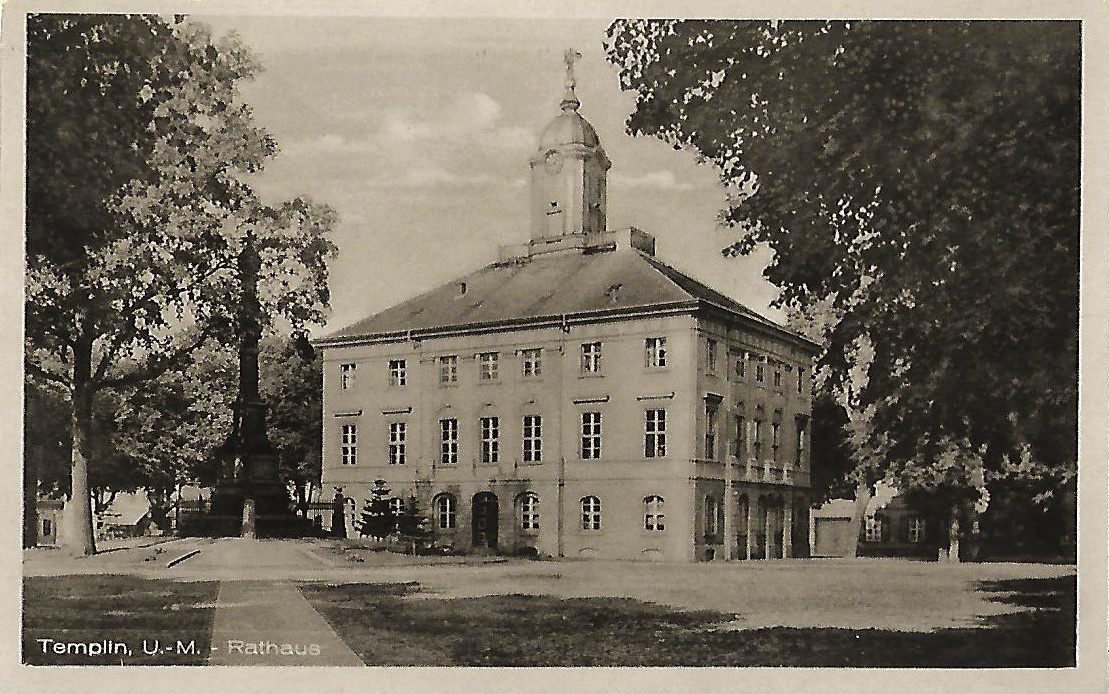 Ansichtsichtskarte Rathaus in Templin (Museum für Stadtgeschichte Templin CC BY-NC-SA)