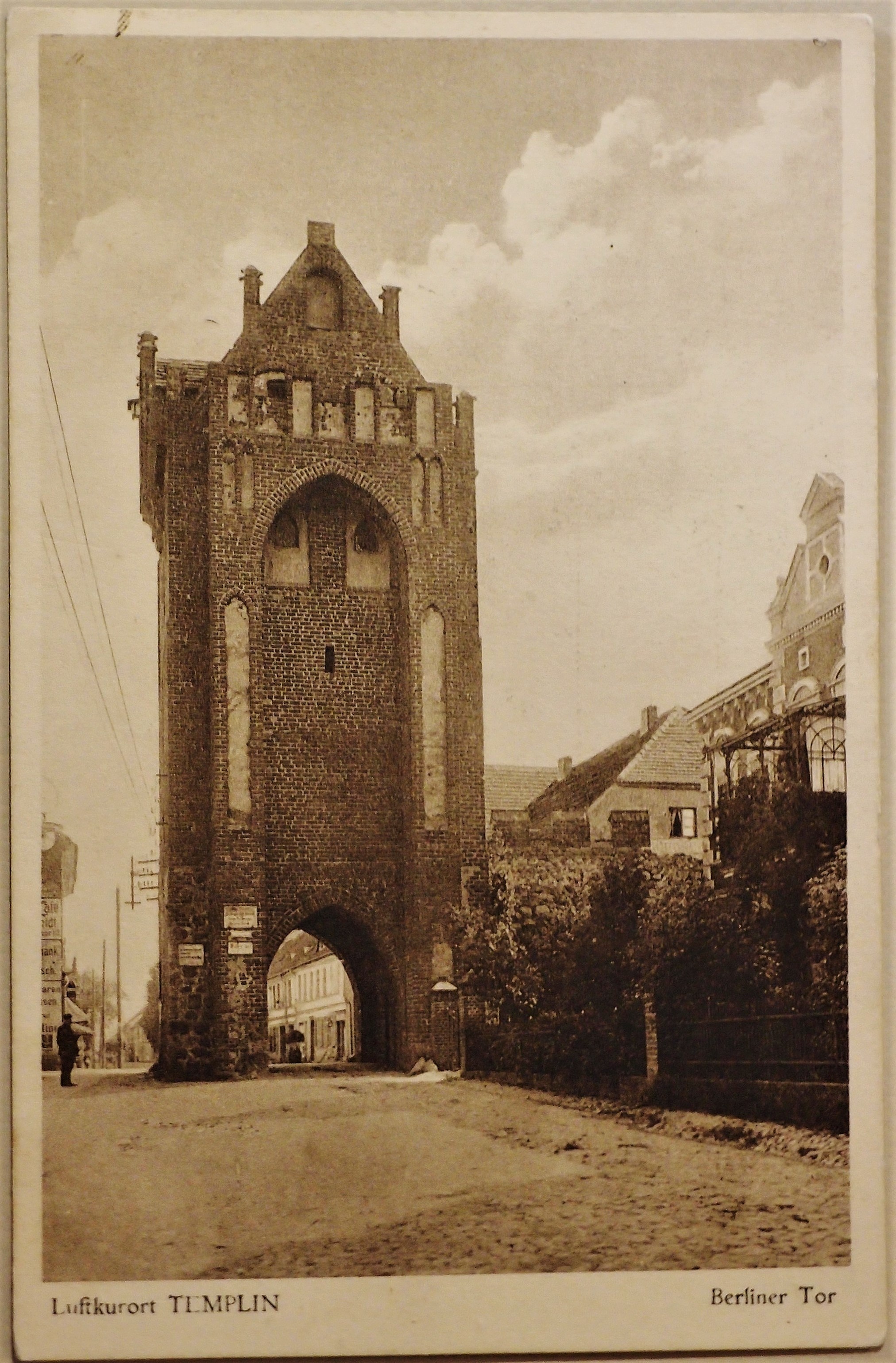 Ansichtskarte Berliner Tor in Templin (Museum für Stadtgeschichte Templin CC BY-NC-SA)