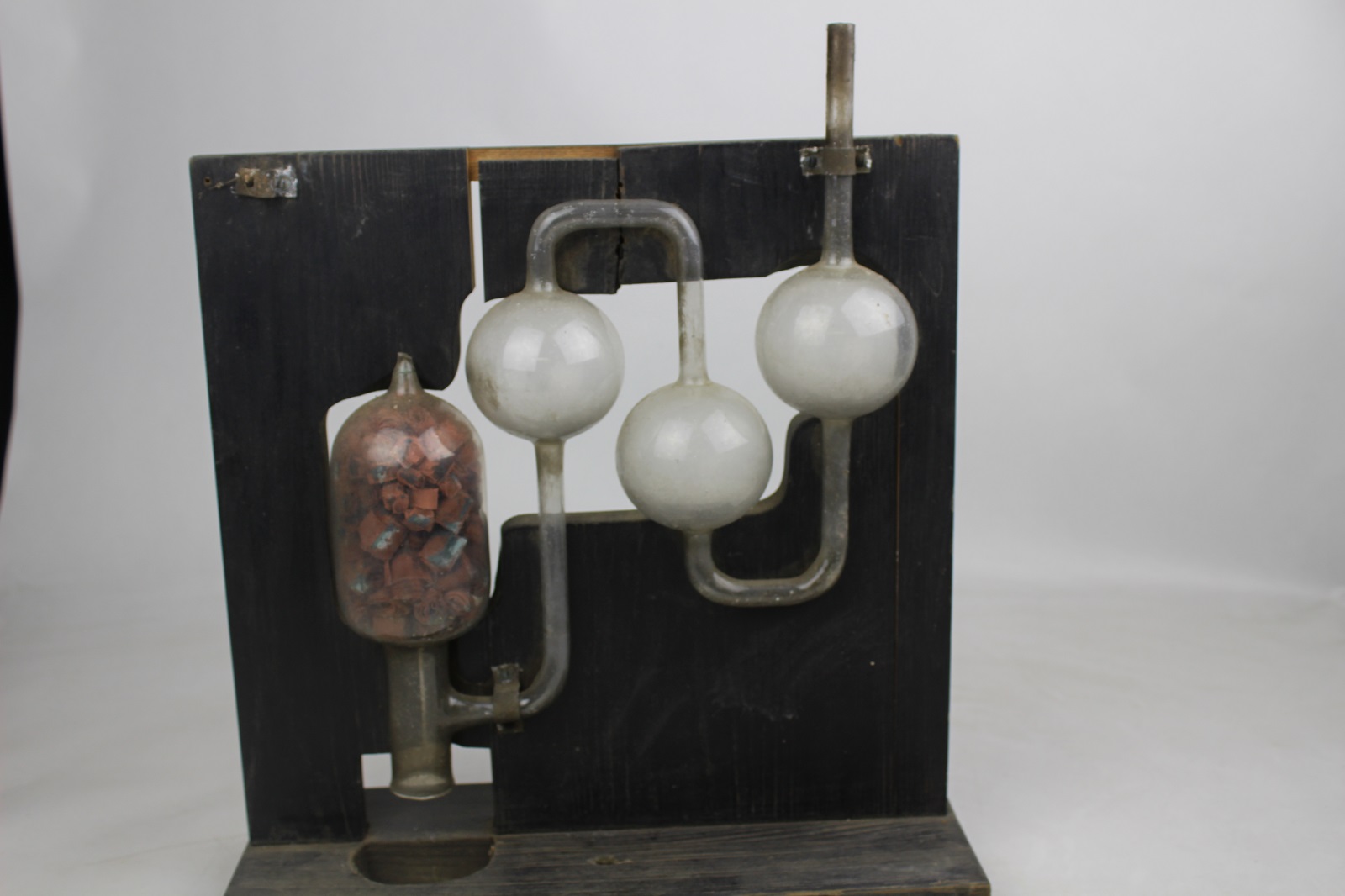 Glasinstrument, Katalysator (Museum Baruther Glashütte CC BY-NC-SA)