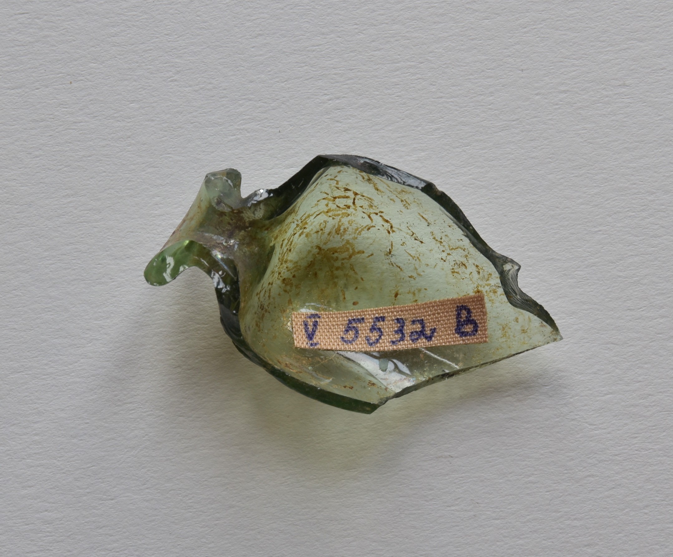 Fragment einer Arzneiflasche (Museum Eberswalde CC BY-NC-SA)