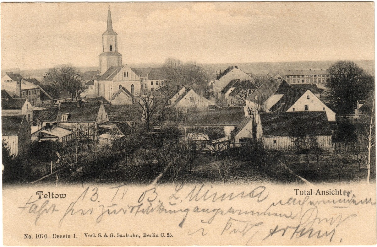 Postkarte Teltow Innenstadt (s/w) von Ost nach West (Verl. S. & G. Saulsohn CC BY-NC-SA)