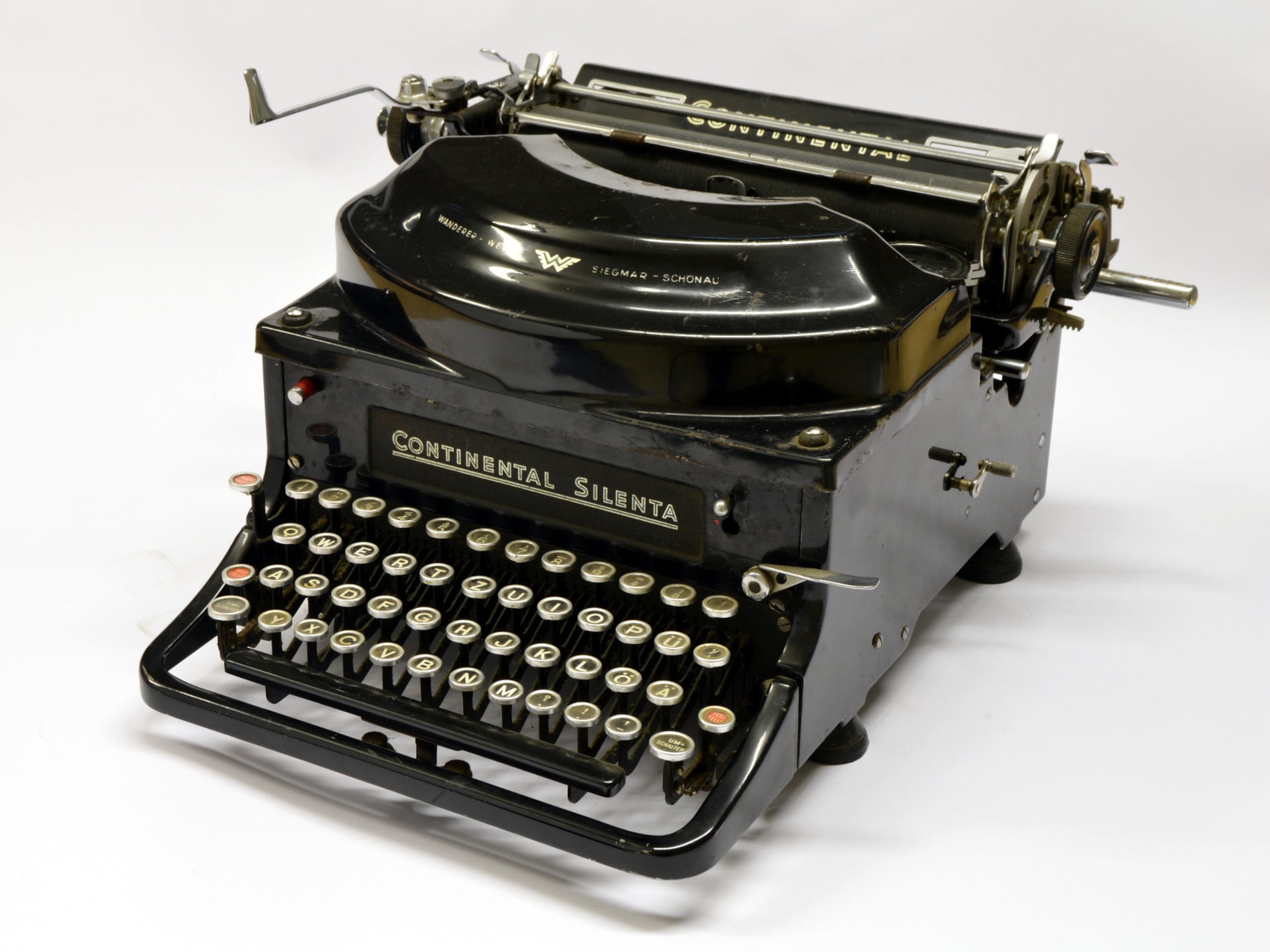 Schreibmaschine Continental Silenta (Museumsfabrik Pritzwalk CC BY-NC-SA)