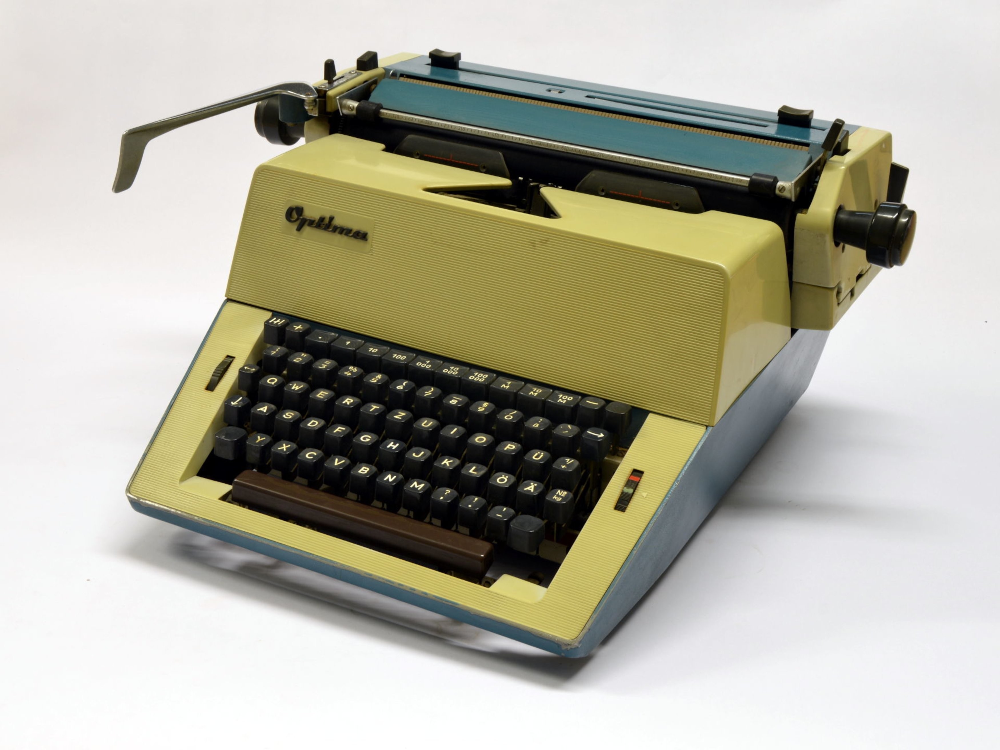 Schreibmaschine Optima M16 (Museumsfabrik Pritzwalk CC BY-NC-SA)
