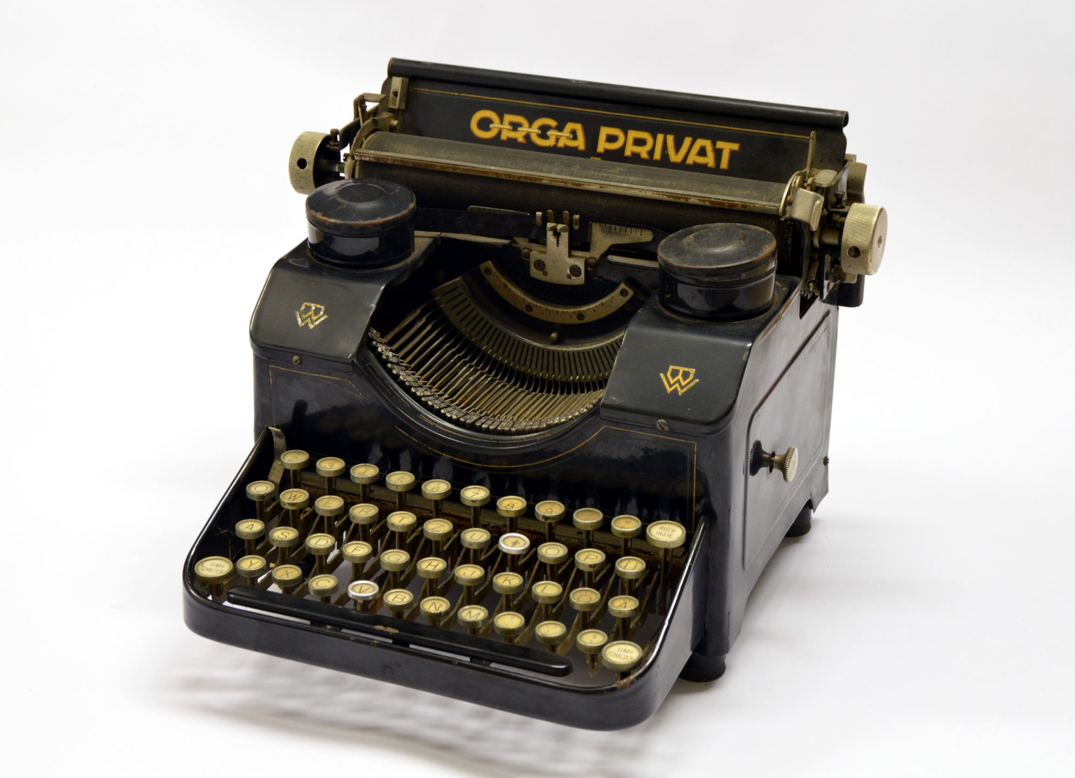 Schreibmaschine Orga Privat (Museumsfabrik Pritzwalk CC BY-NC-SA)