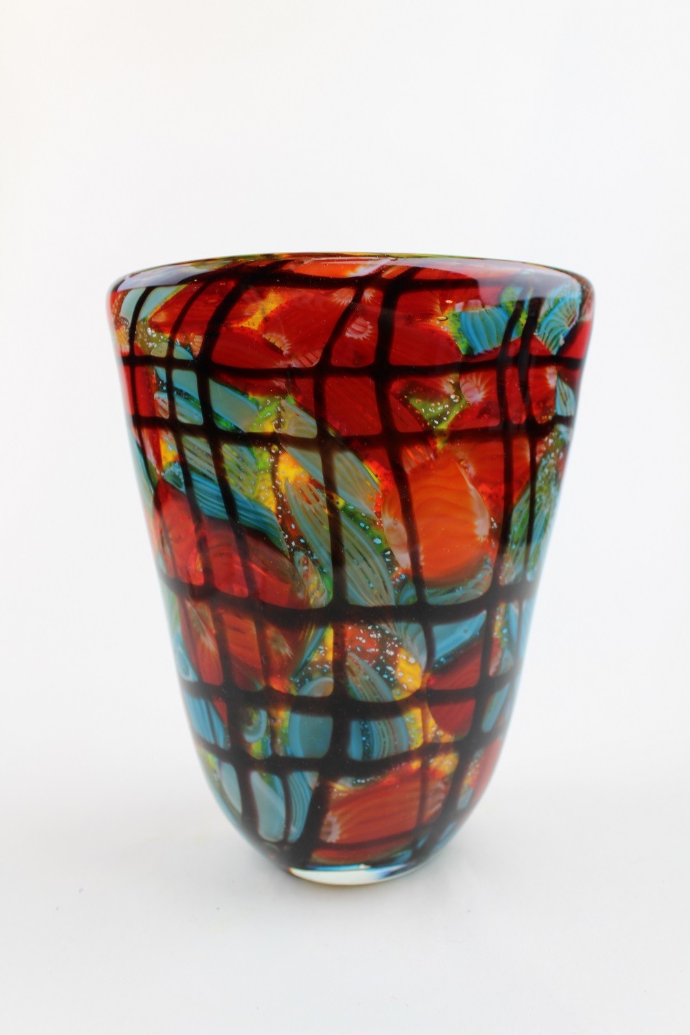 Glasvase mit hüttentechnischer Färbung (Museum Baruther Glashütte CC BY-NC-SA)