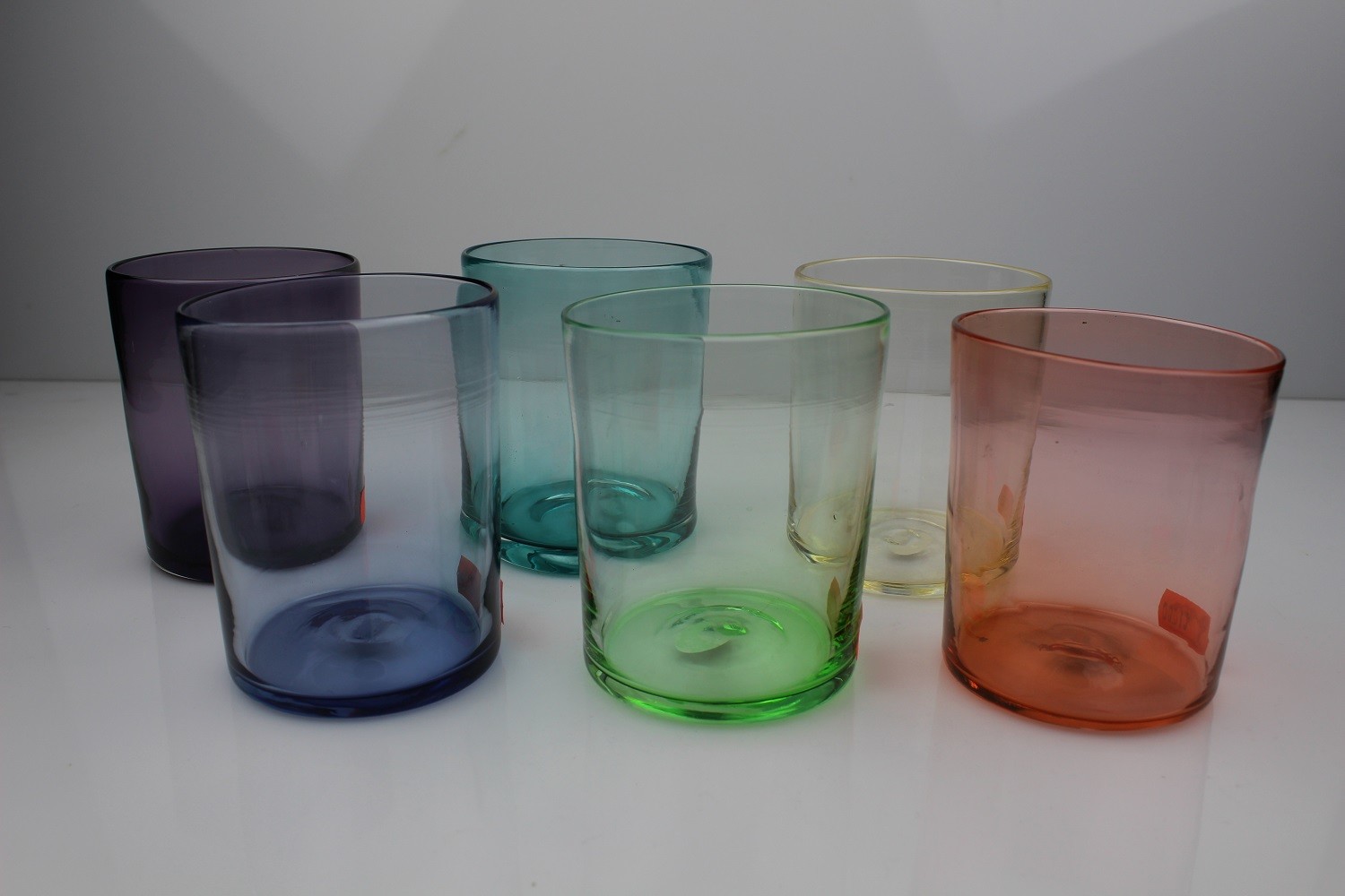Becherglas, transparent farbig (Museum Baruther Glashütte CC BY-NC-SA)