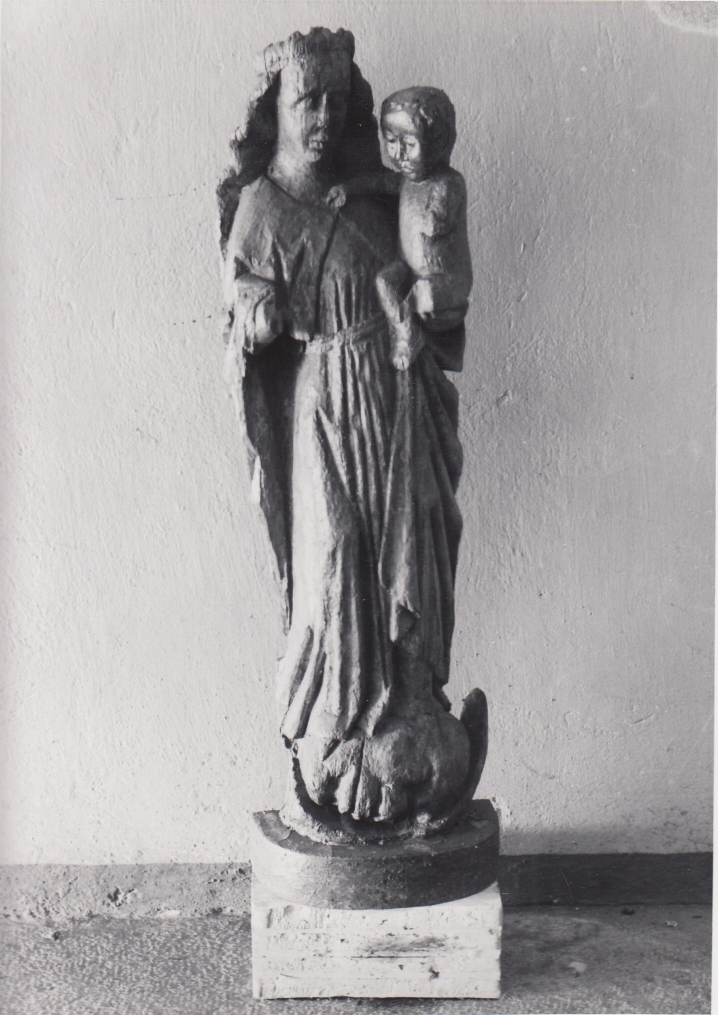 2456: Holzplastik, Madonna auf der Lunula (Museumsverband des Landes Brandenburg e.V. CC BY-NC-SA)