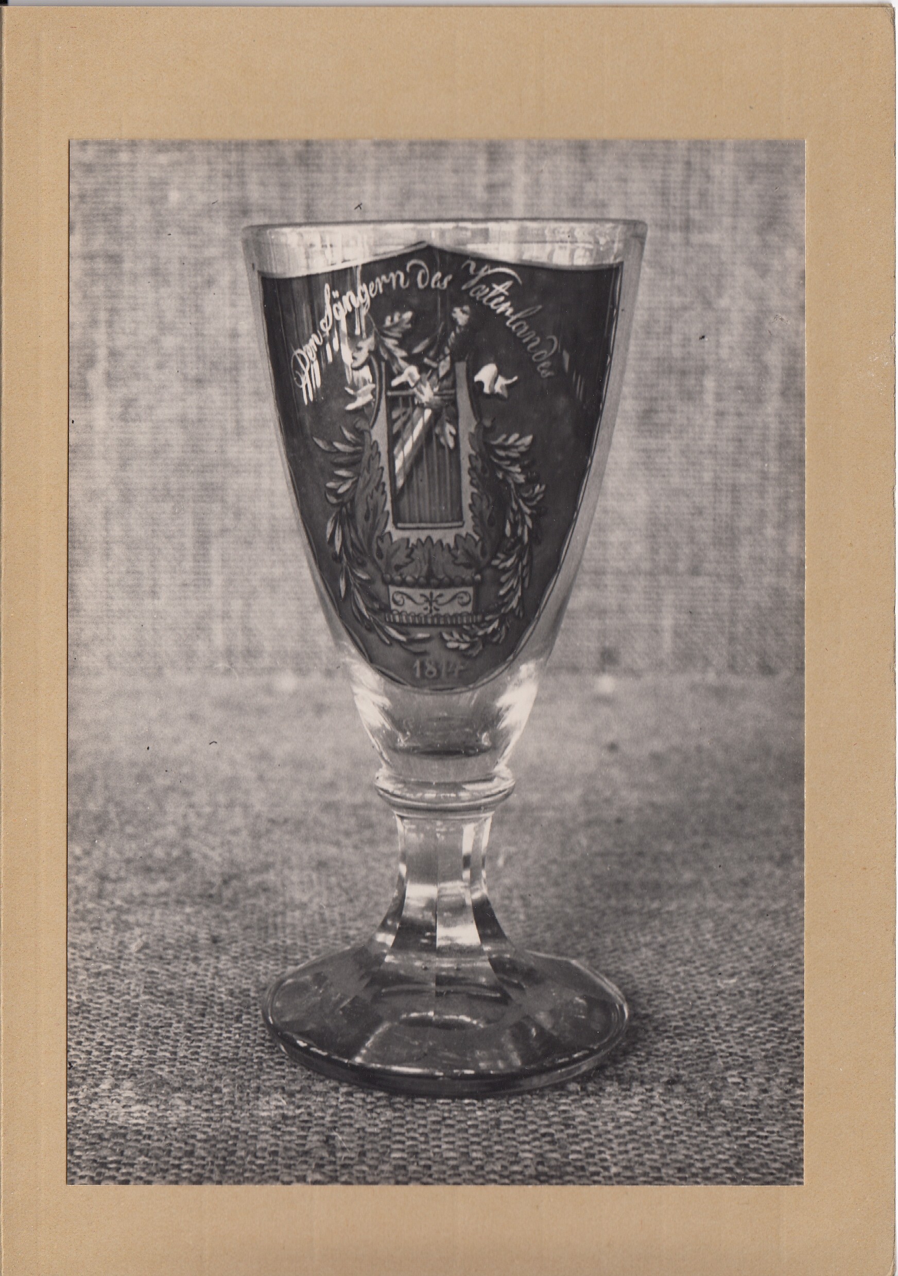 252: Trinkglas (Albert-Heyde-Stiftung CC BY-NC-SA)