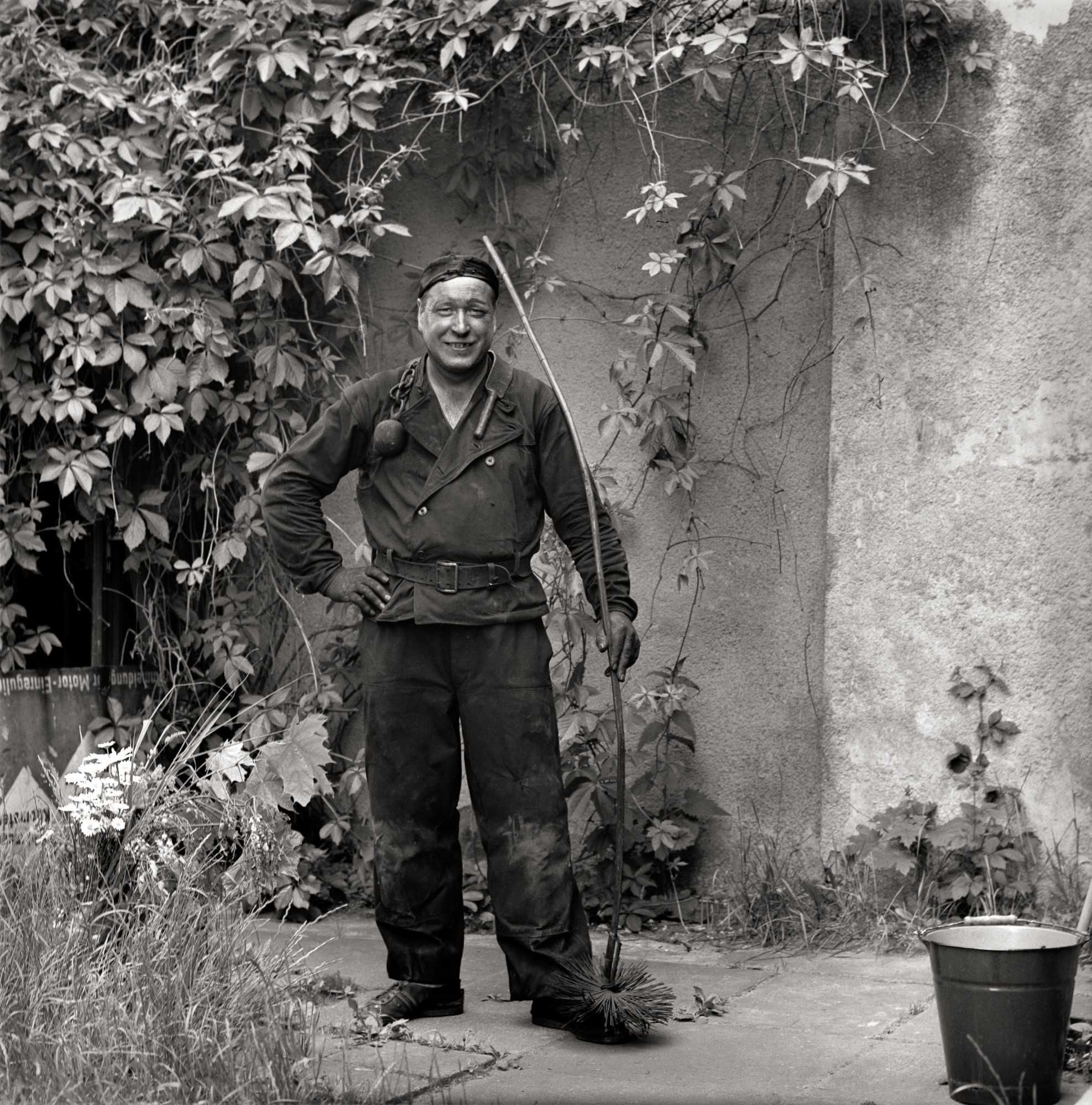 Fotografie eines Schornsteinfegers (Müllroser Heimatmuseum im Haus des Gastes CC BY-NC-SA)
